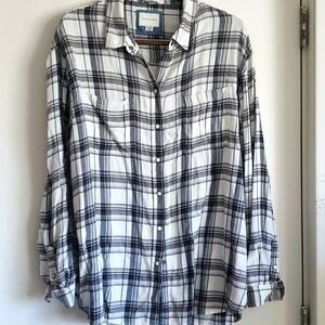 American Eagle lightweight flannel shirt